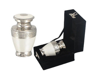 Pearl White And Silver Milano Keepsake