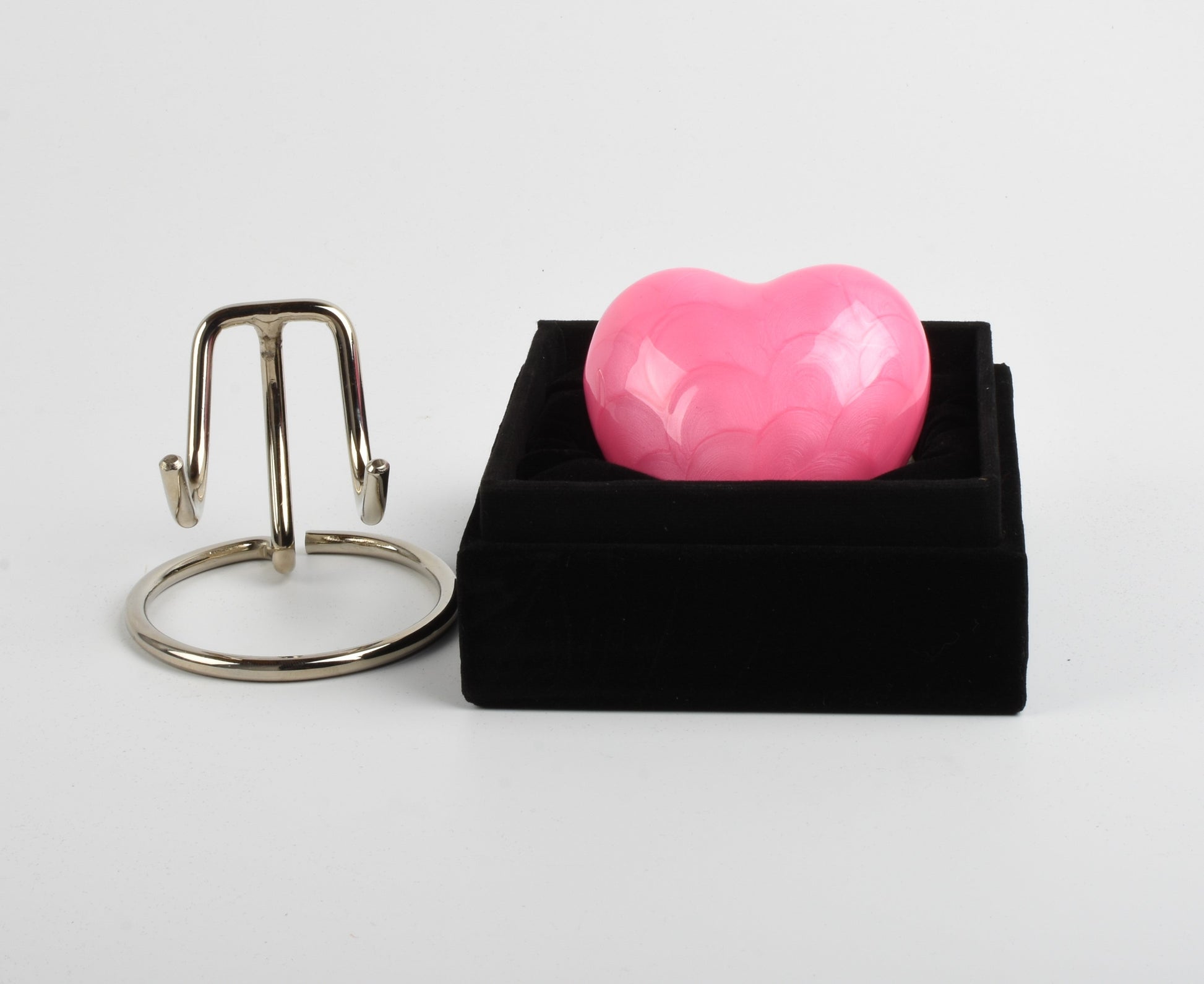 pink heart keepsake, token ashes urn, token cremation ahses urn, heart shape urnheart keepsake urn, black heart, Free delivery urn quick delivery urn affordable price urn best quality urn Funeral memorial remembrance human ashes container mini adult child pet ashes urn large medium small urn