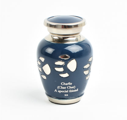 Pet keepsake, dog keepsake urn, cat keepsake urn, hamster urn, mini keepsake urn for ashes , miniature urn, sharing ashes , small token urn